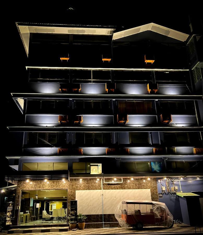 Anandpura Riverside Hotel Bangkok Exterior photo